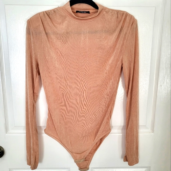 ChicMe Dresses & Skirts - Long sleeve bodysuit & drawstring ruched skirt set sz Medium